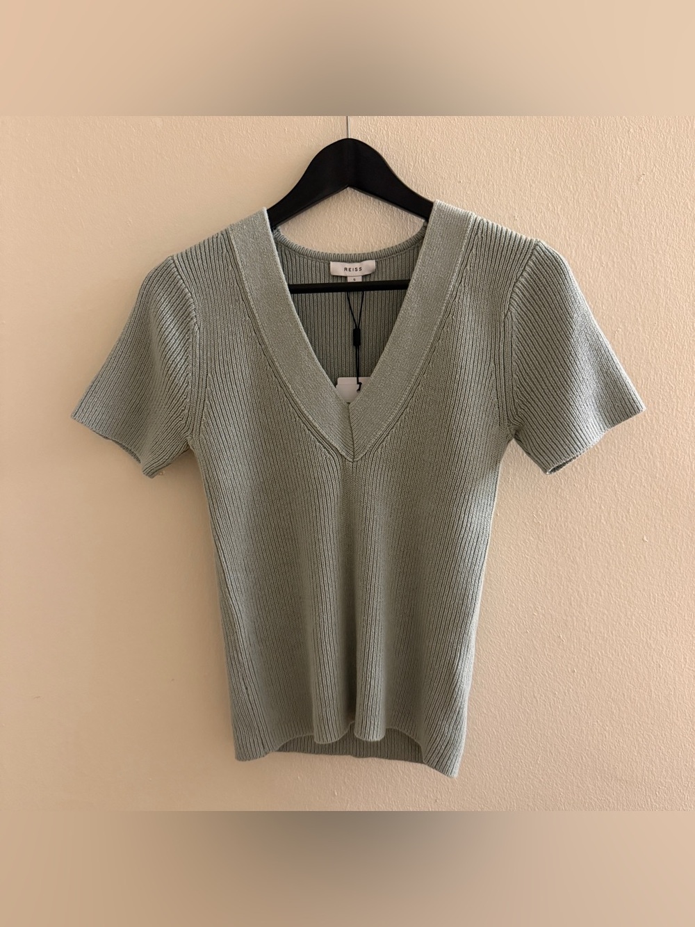 Reiss Light Sage Ribbed V-Neck Sweater